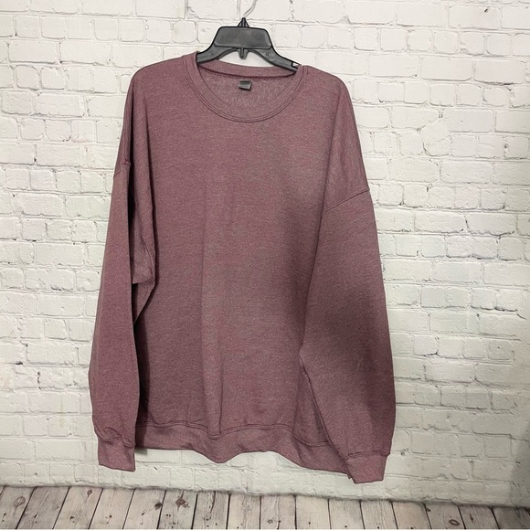 Gildan Tops - NWOT Gildan Pink Women’s Casual Sweatshirt Size: 3XL